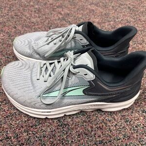 Altra Torin 6- Women's Gray Running Shoes